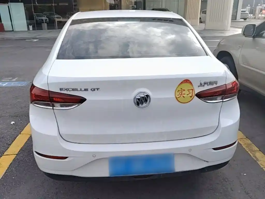 Buick Excelle — миниатюра 6