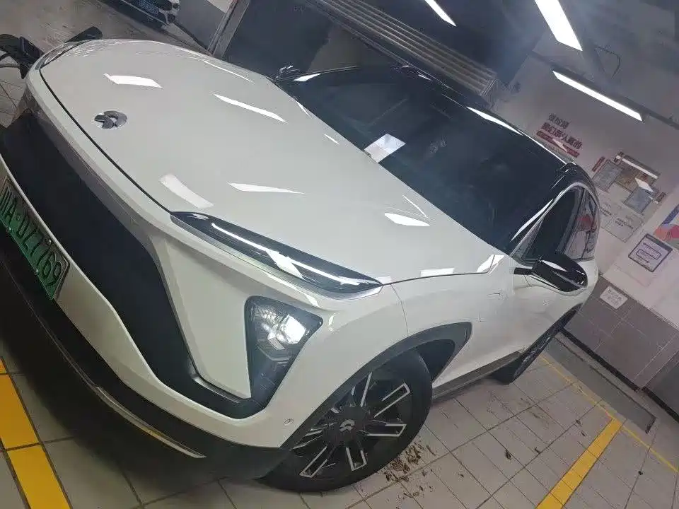 NIO ES6