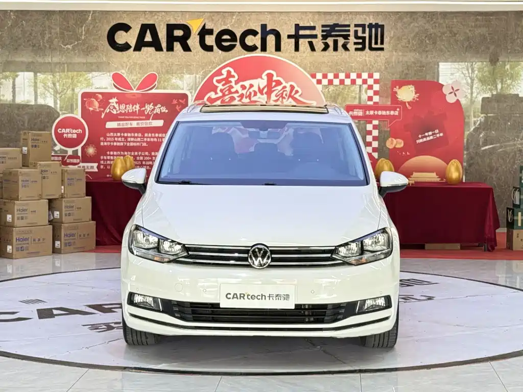 Volkswagen Touran — миниатюра 2