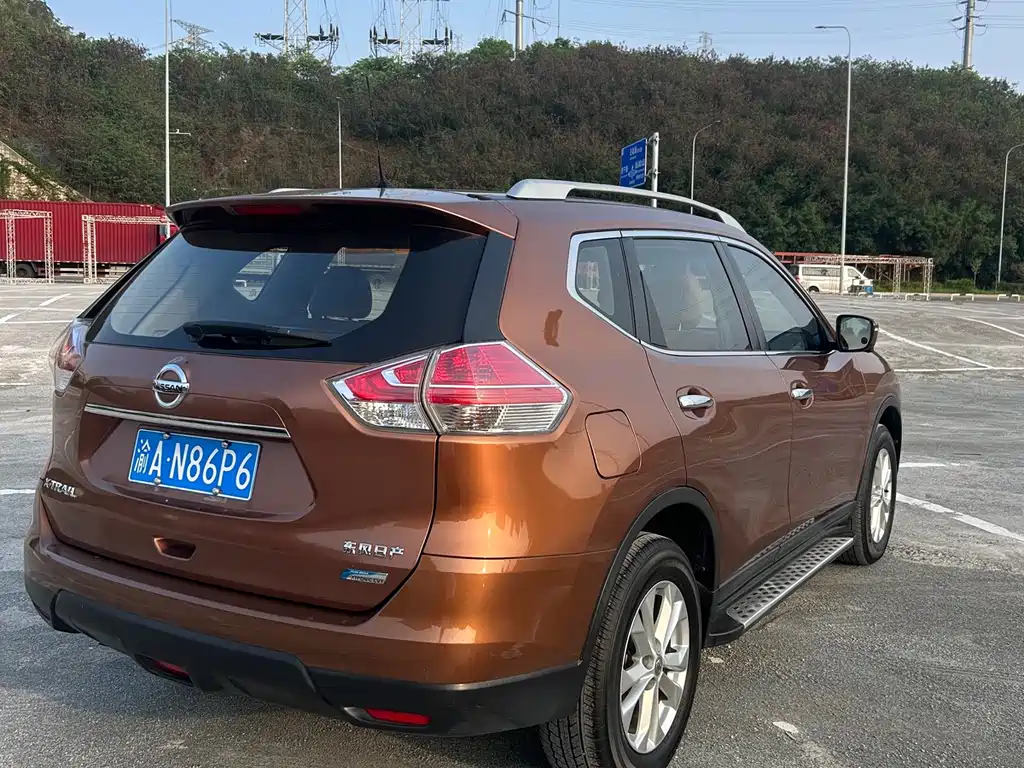 Nissan X-Trail — миниатюра 7