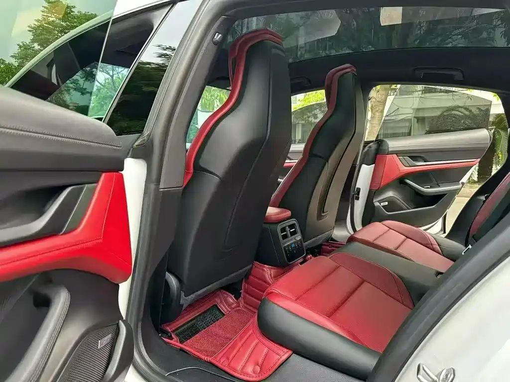 Porsche Taycan 2020 Taycan