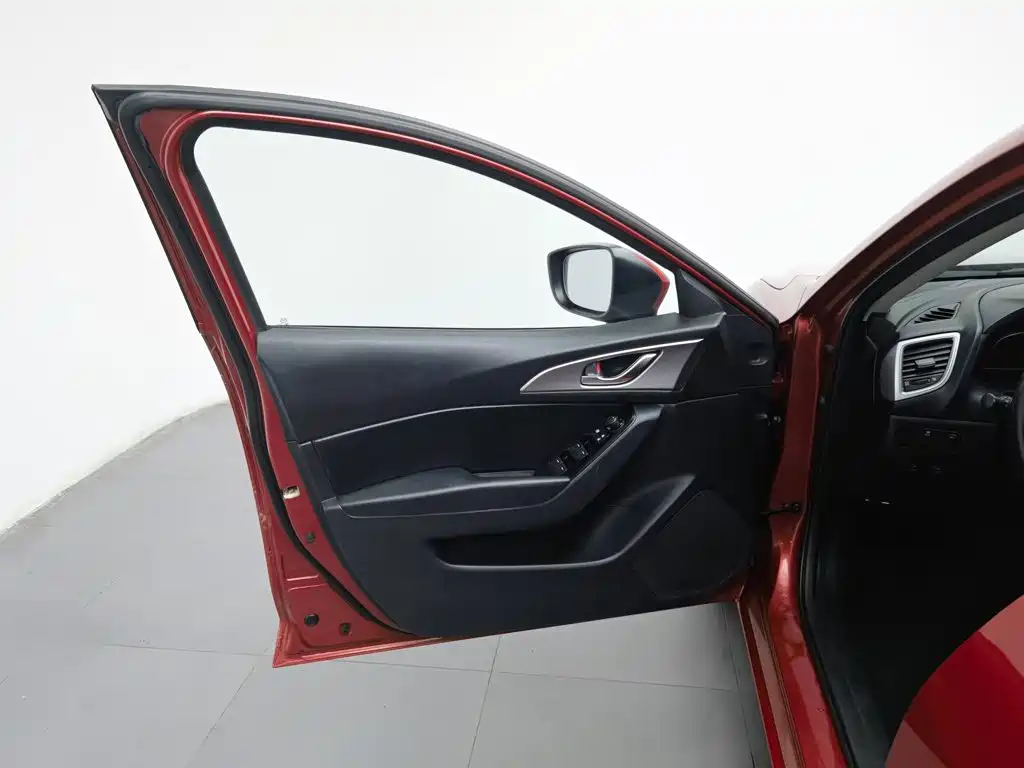 Mazda 3 Axela — миниатюра 8