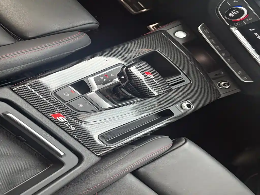 Audi Q5L — миниатюра 11