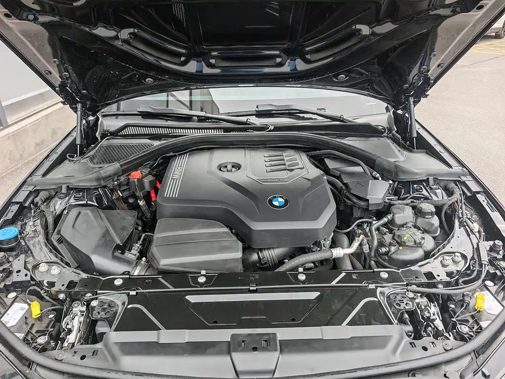 BMW 3 Series — миниатюра 17
