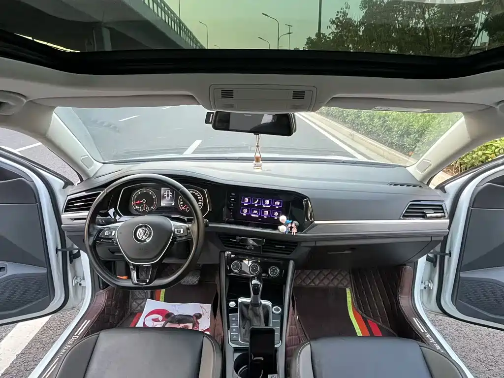 Volkswagen Sagitar — миниатюра 5