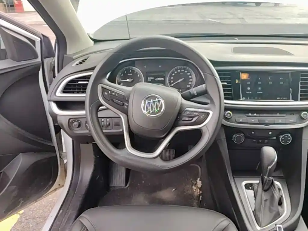 Buick Excelle — миниатюра 11