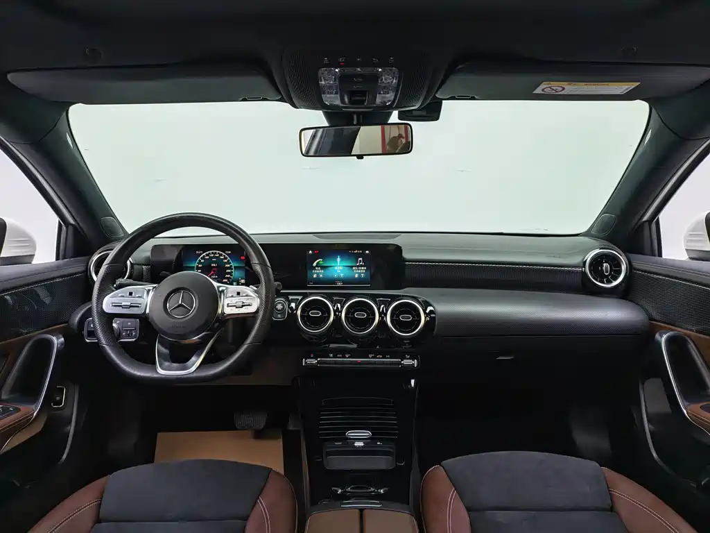Mercedes-Benz A-Class — миниатюра 12
