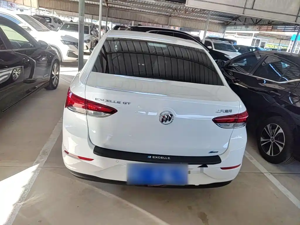 Buick Excelle — миниатюра 6