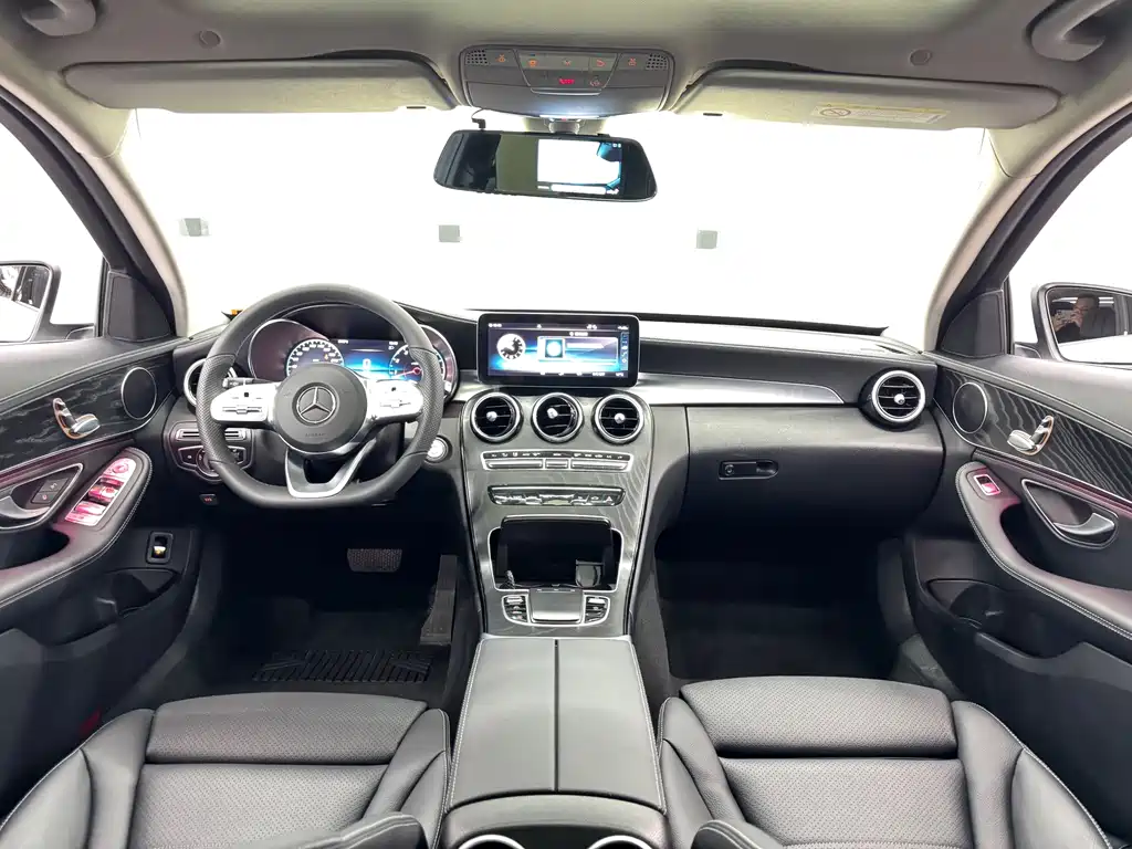 Mercedes-Benz C-Class — миниатюра 7