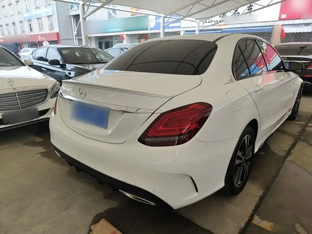 Mercedes-Benz C-Class — миниатюра 7