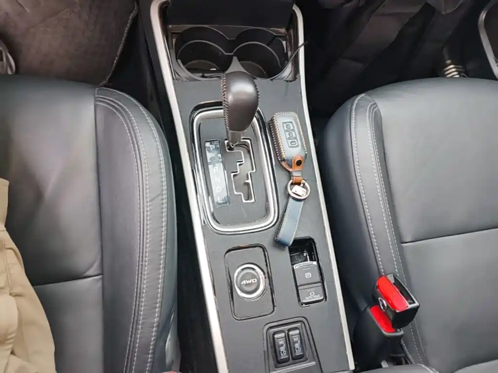 Mitsubishi Outlander — миниатюра 14