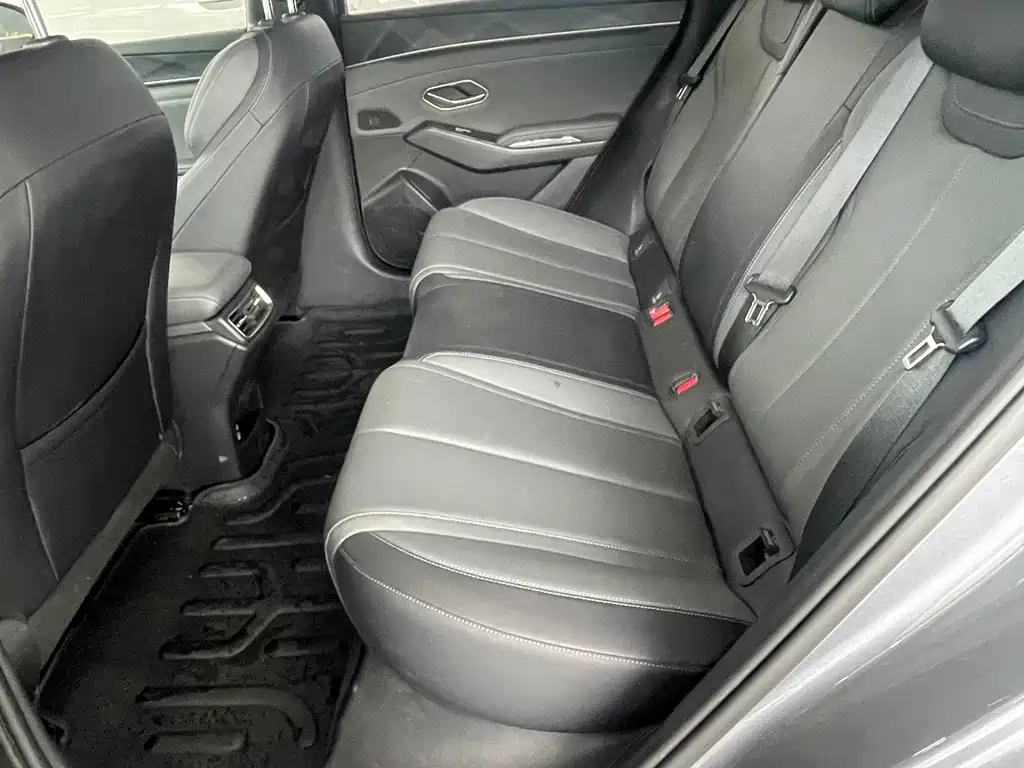 BYD Qin L — миниатюра 10