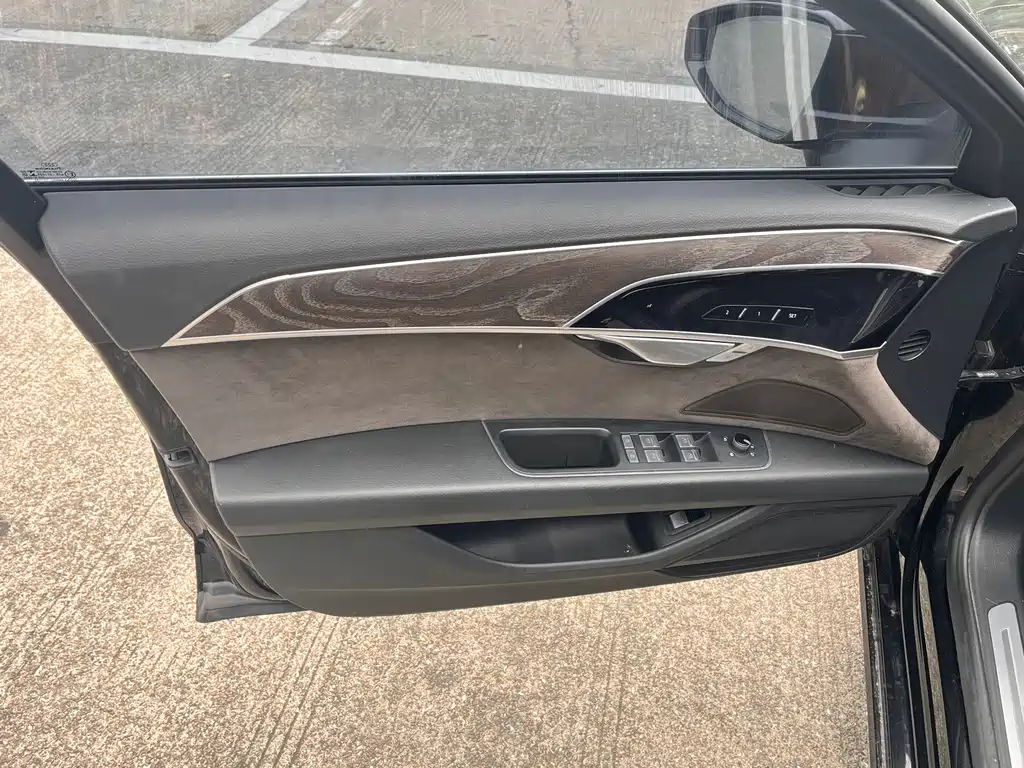 Audi A8 2021 A8L 50 TFSI quattro Comfort