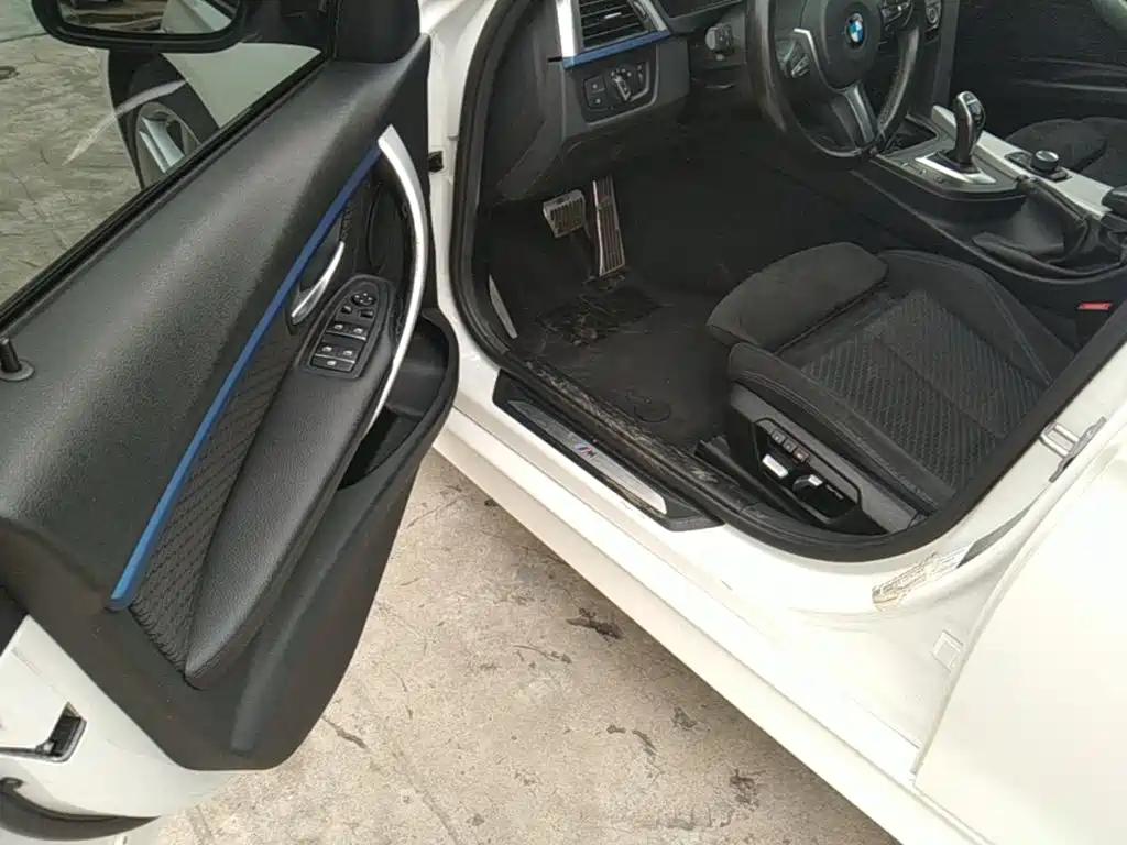 BMW 3 Series — миниатюра 16