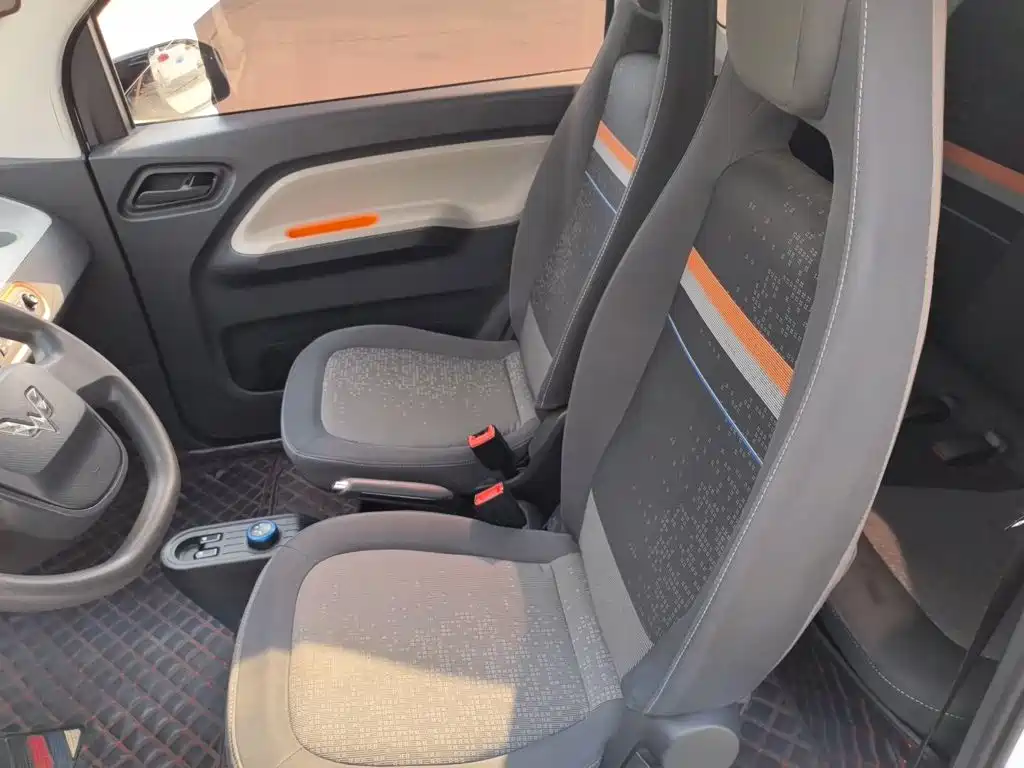 Wuling MINIEV — миниатюра 16