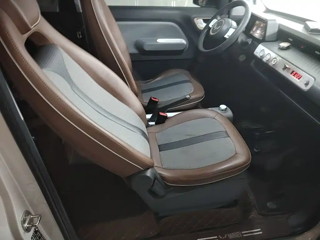 Wuling MINIEV — миниатюра 25