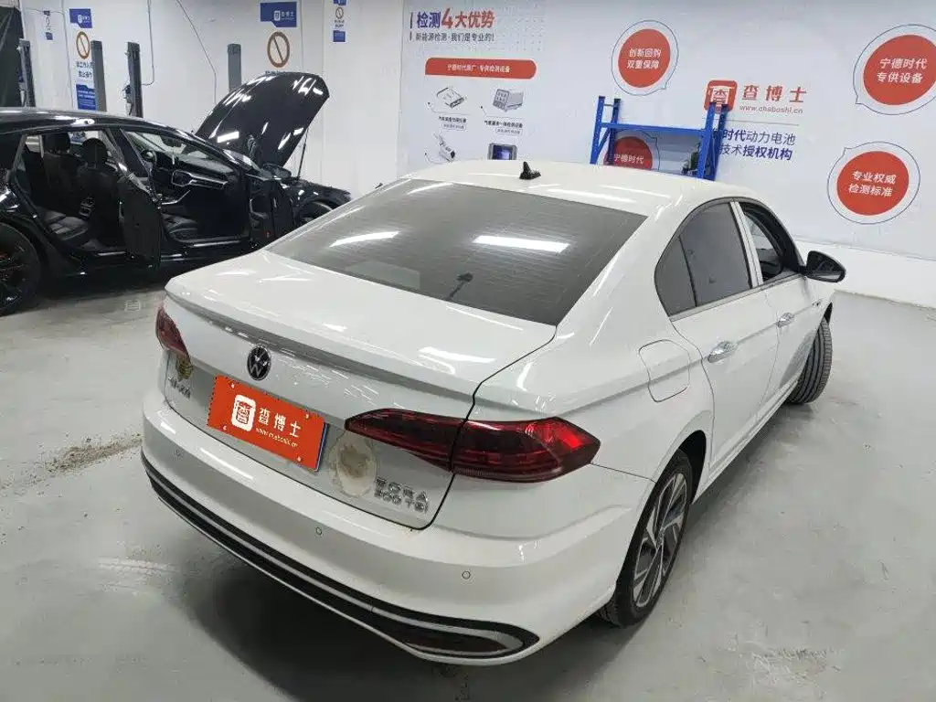Volkswagen Bora — миниатюра 2