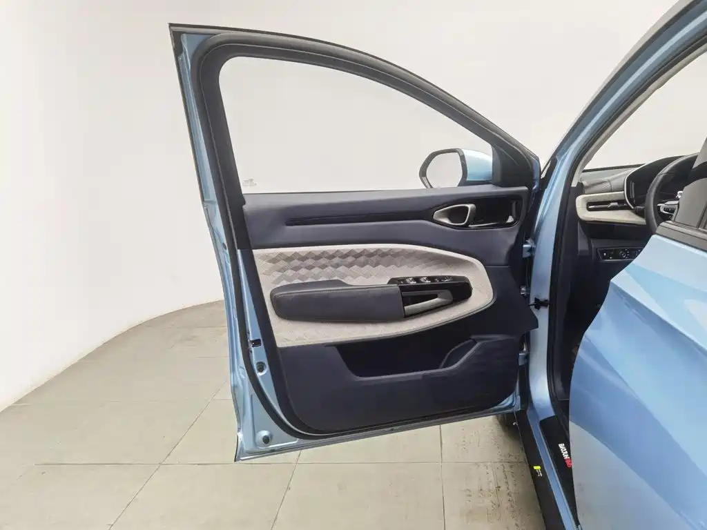 Baojun RM-5 — миниатюра 8