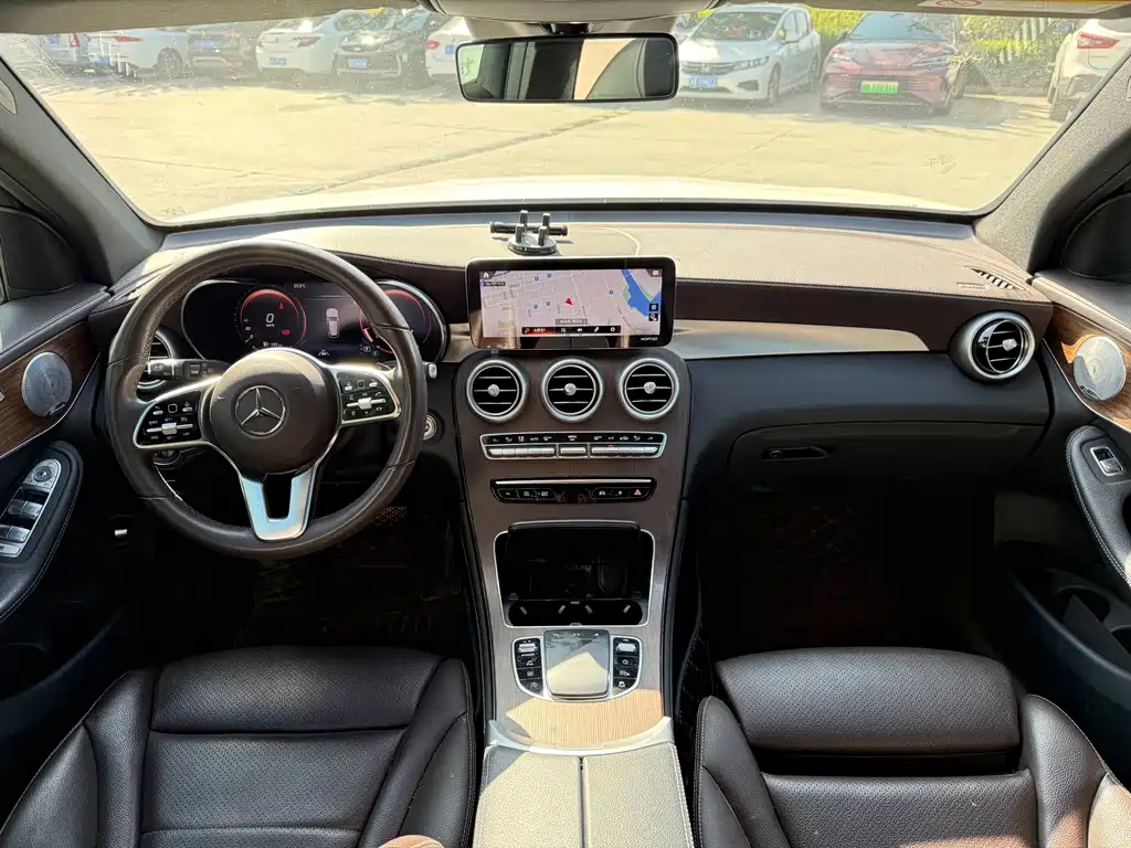 Mercedes-Benz GLC — миниатюра 9