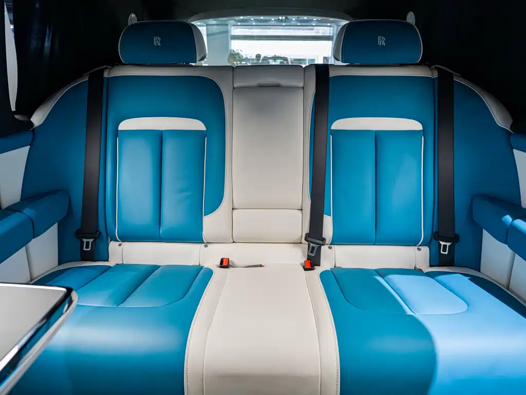 Rolls-Royce Cullinan 2018 мест