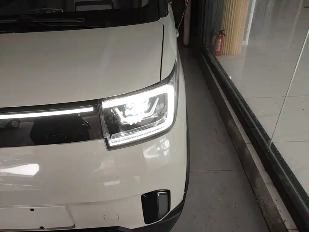 Wuling MINIEV — миниатюра 24