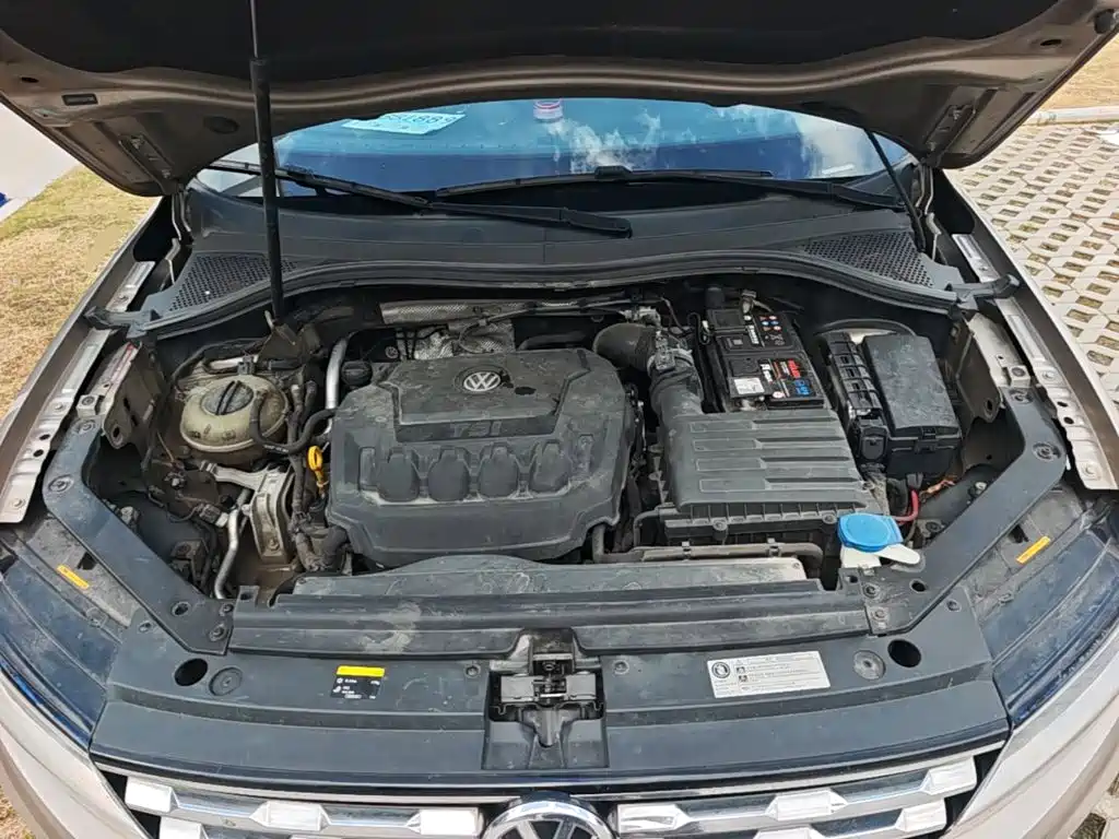 Volkswagen Tiguan L — миниатюра 25