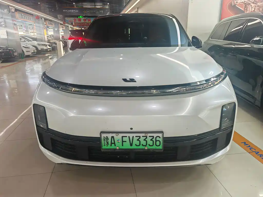 Li Auto Li L8 — миниатюра 2