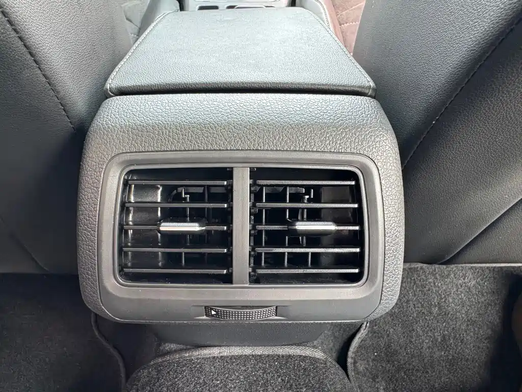 Volkswagen Golf — миниатюра 15
