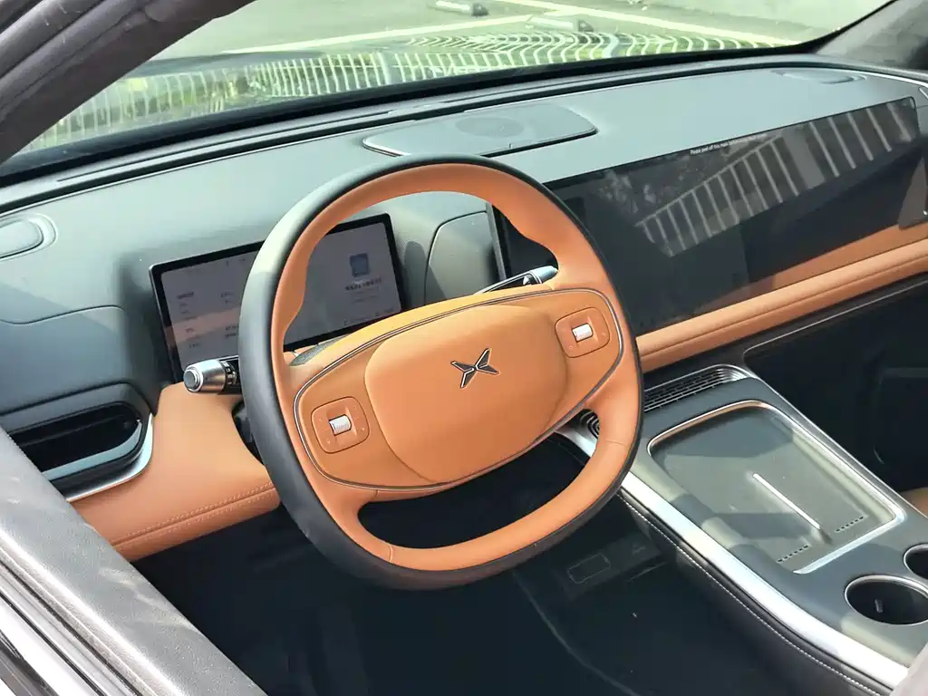XPeng G9 — миниатюра 5