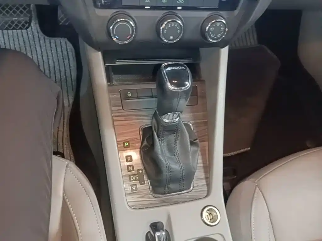 Skoda Octavia — миниатюра 14