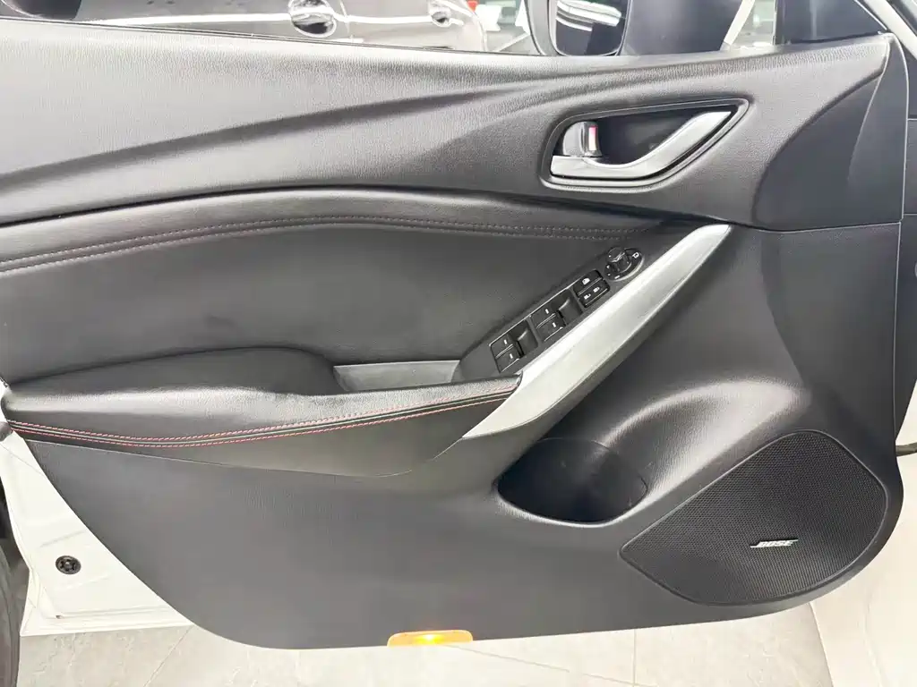 Mazda Atenza — миниатюра 12