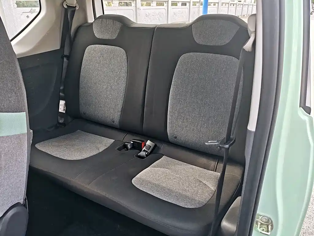 Wuling MINIEV — миниатюра 9
