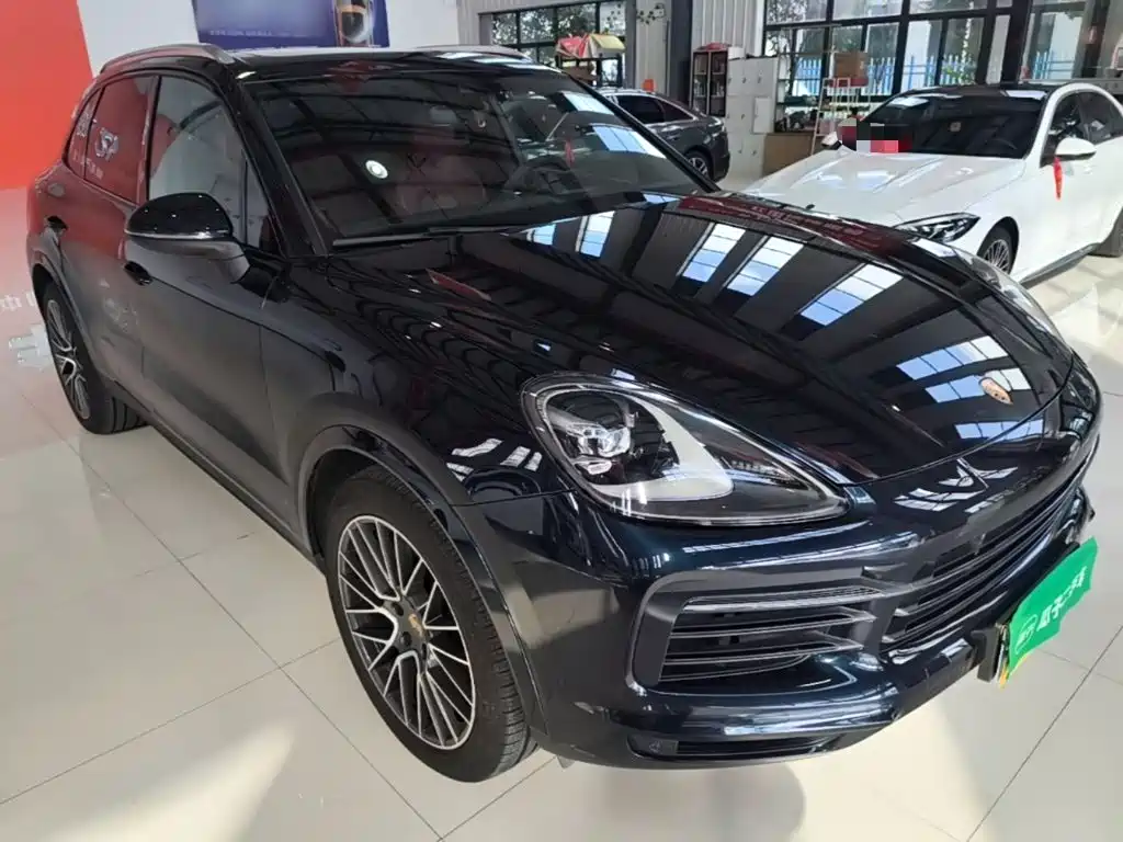 Porsche Cayenne — миниатюра 4