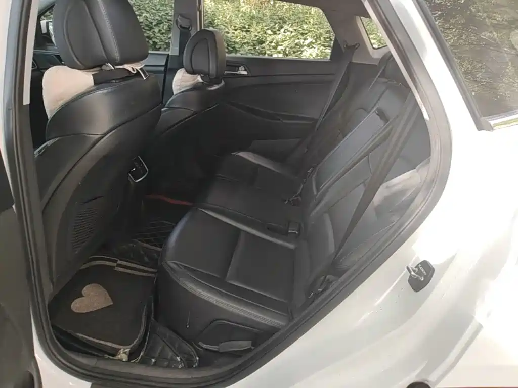 Hyundai Tucson — миниатюра 17