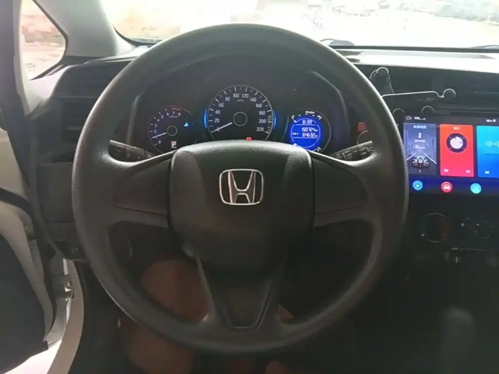 Honda Fit — миниатюра 11