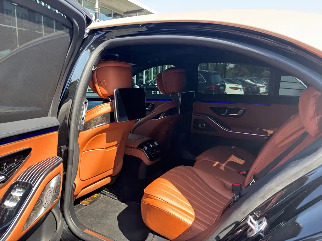 Mercedes-Benz S-Class — миниатюра 8