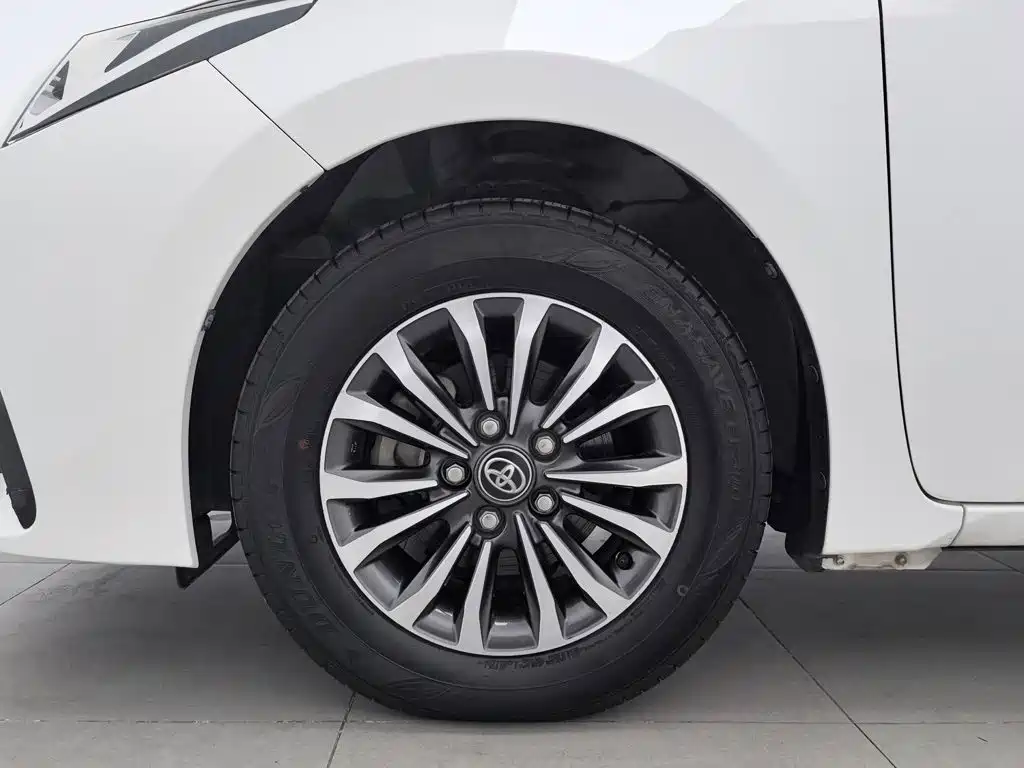 Toyota Corolla — миниатюра 17