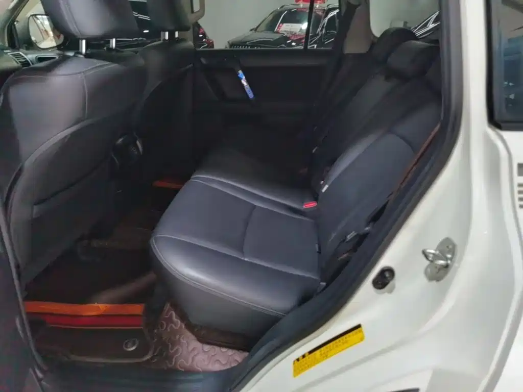 Toyota Prado — миниатюра 17