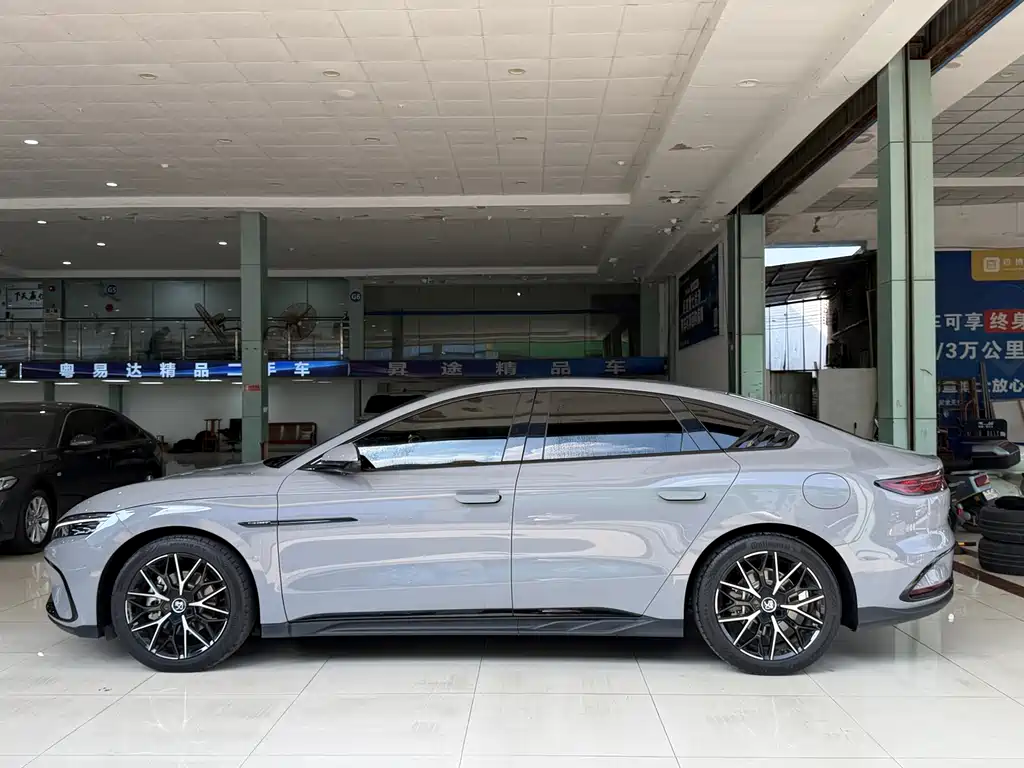 BYD Han — миниатюра 12