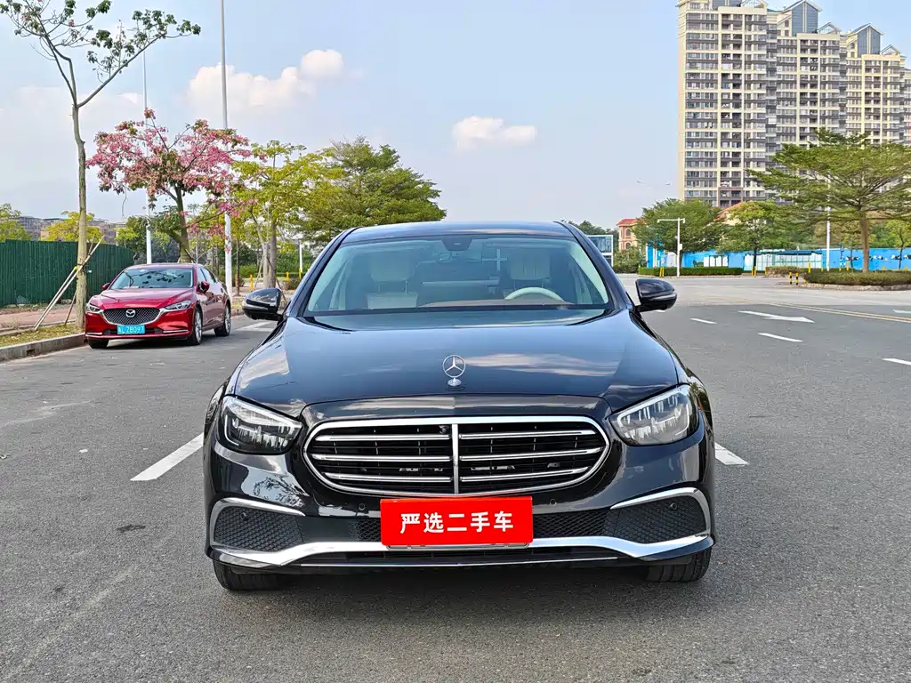 Mercedes-Benz E-Class — миниатюра 3