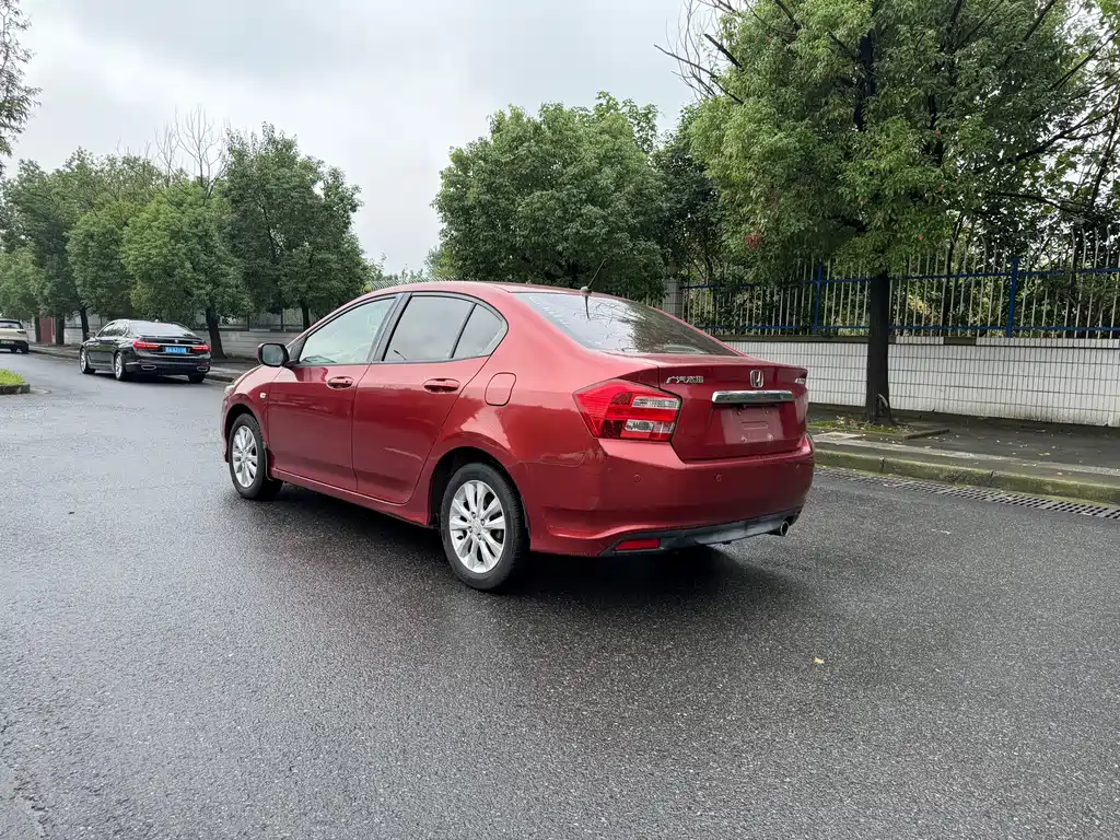 Honda City Classic — миниатюра 6