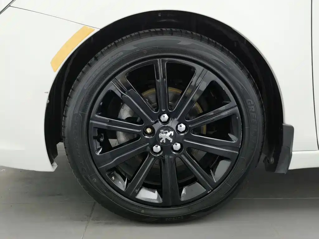 Peugeot 408 — миниатюра 17
