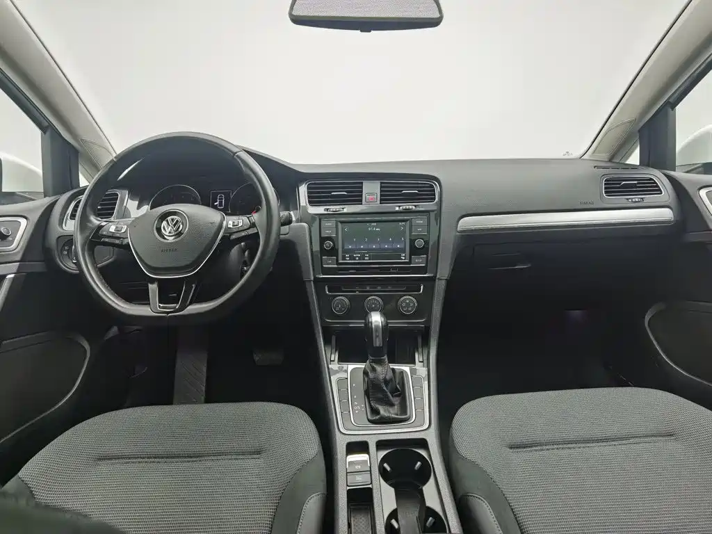 Volkswagen Golf — миниатюра 5