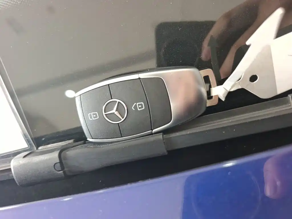 Mercedes-Benz GLB — миниатюра 9