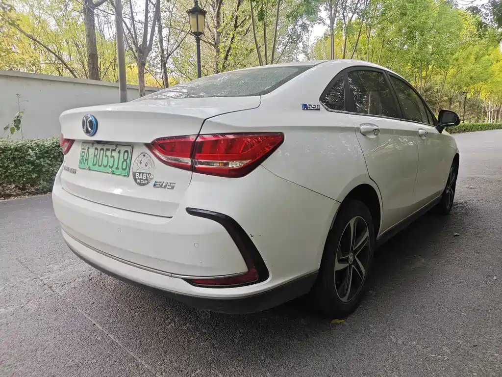 BAIC EU5 — миниатюра 6