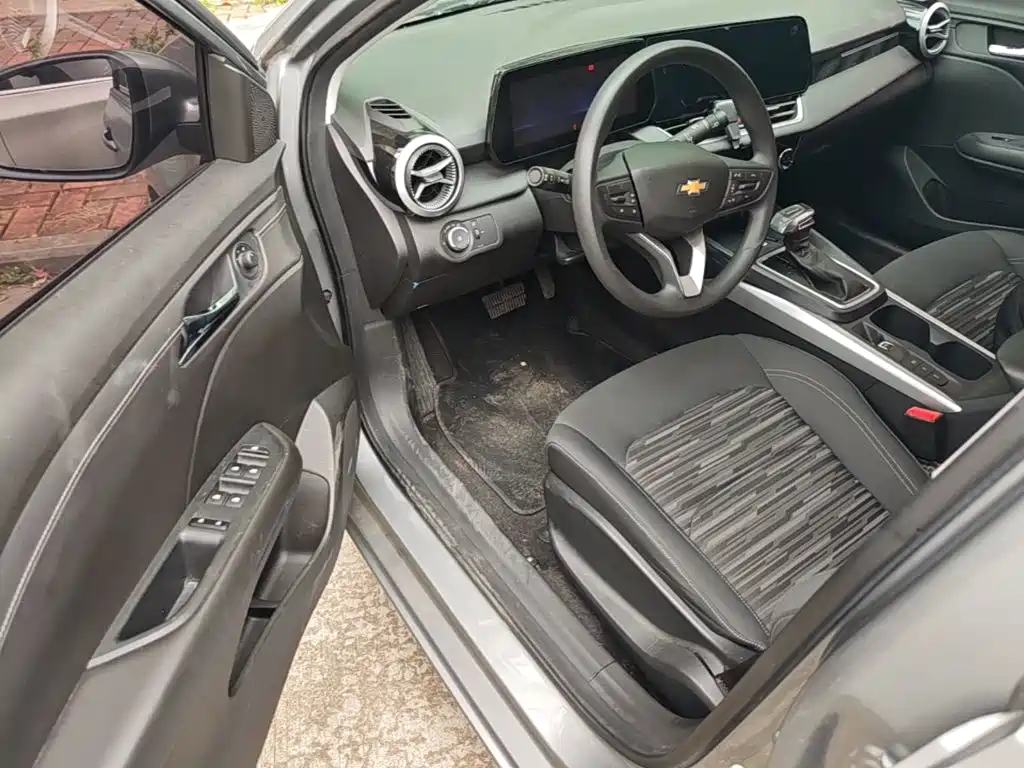 Chevrolet Monza — миниатюра 16