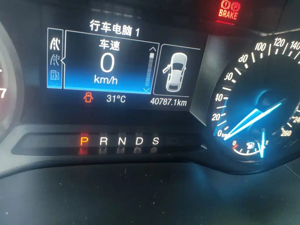 Ford Mondeo — миниатюра 9