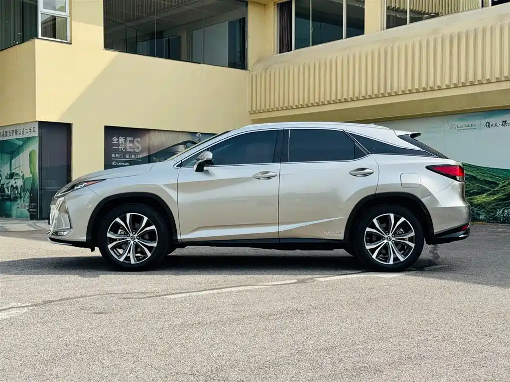 Lexus RX — миниатюра 2