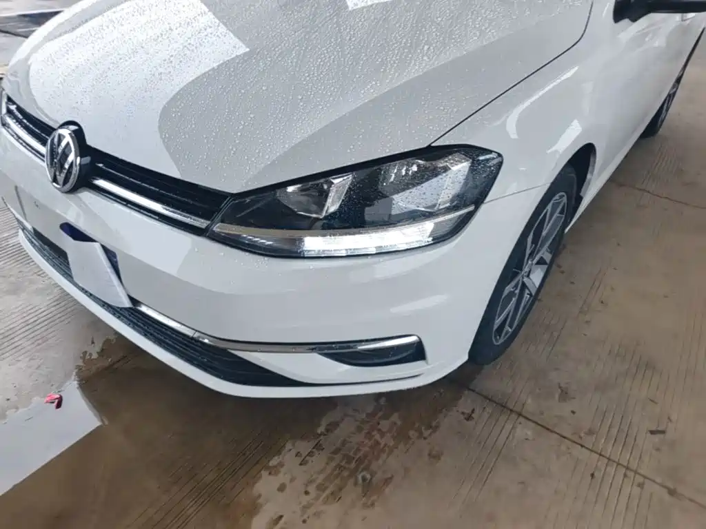 Volkswagen Golf — миниатюра 24