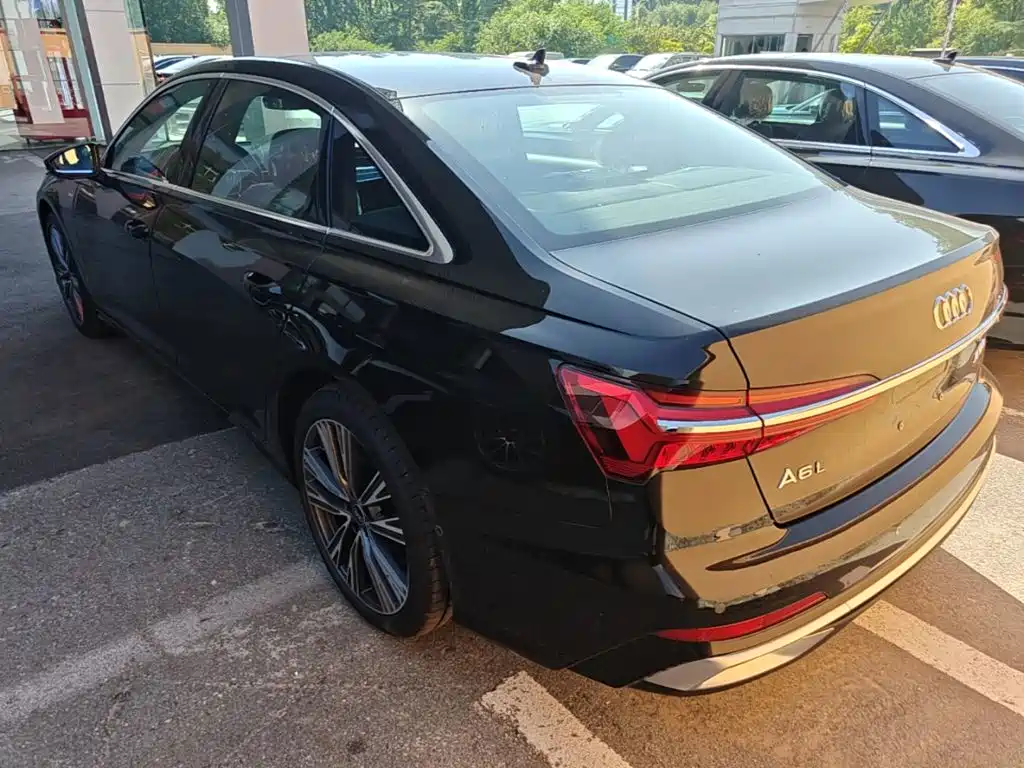 Audi A6L — миниатюра 5
